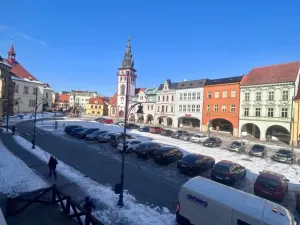 Pronájem bytu 2+1, Chomutov, náměstí 1. Máje, 61 m2