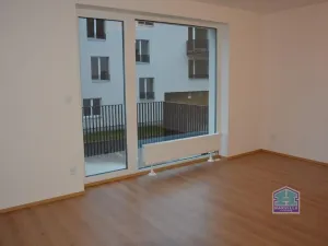 Pronájem bytu 2+kk, Plzeň - Valcha, K Zelené louce, 52 m2