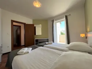 Pronájem bytu 3+kk, Medulin, Chorvatsko, Pošesi, 72 m2