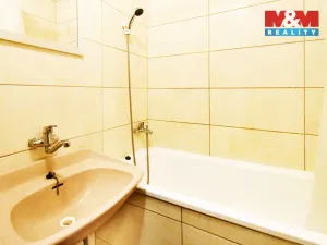 Prodej bytu 1+1, Praha - Letňany, Rýmařovská, 35 m2