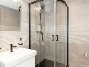 Pronájem bytu 1+kk, Praha - Hloubětín, Poděbradská, 32 m2