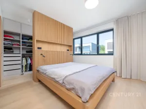 Prodej vícegeneračního domu, Praha - Malešice, Dubského, 321 m2