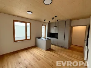 Prodej bytu 4+kk, Pardubice, 86 m2