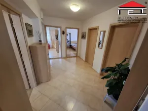Pronájem rodinného domu, Praha - Hostavice, Nežárská, 95 m2