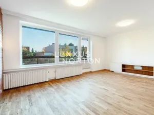 Pronájem rodinného domu, Praha - Dejvice, Fragnerova, 265 m2