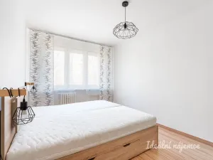 Pronájem bytu 3+1, Praha, Volutová, 76 m2