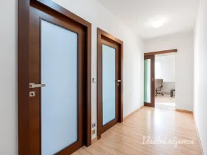 Pronájem bytu 3+1, Praha, Volutová, 76 m2