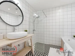 Prodej bytu 2+kk, Hradec Králové, Pospíšilova, 44 m2