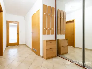 Pronájem bytu 1+kk, Praha - Pitkovice, K dálnici, 44 m2