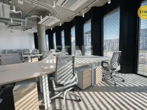 Pronájem kanceláře, Ostrava, náměstí Biskupa Bruna, 4400 m2