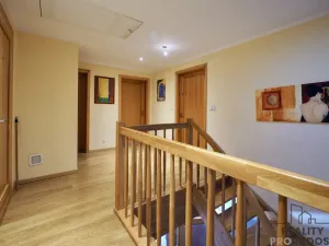 Prodej rodinného domu, Hradečno, 340 m2