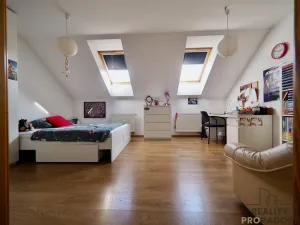 Prodej rodinného domu, Hradečno, 340 m2