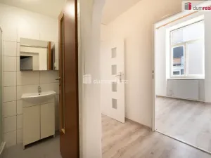 Pronájem bytu 2+kk, České Budějovice - České Budějovice 3, Skuherského, 42 m2