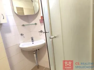 Pronájem bytu 1+1, Znojmo, Gagarinova, 35 m2