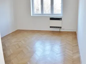 Pronájem bytu 2+kk, Praha, Sedlčanská, 52 m2