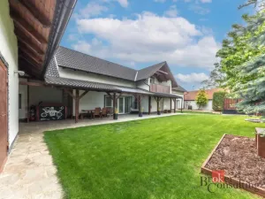 Prodej rodinného domu, Zlonín, U Rybníka, 291 m2