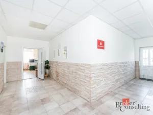 Prodej restaurace, Krásný Dvůr - Vysoké Třebušice, 600 m2