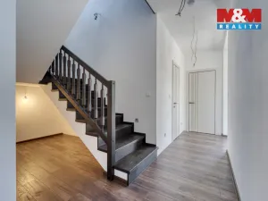 Prodej rodinného domu, Vodochody - Hoštice, Na Kopečku, 168 m2