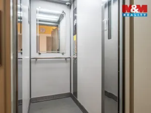 Prodej bytu 3+1, Český Krumlov - Plešivec, Sídliště Plešivec, 73 m2