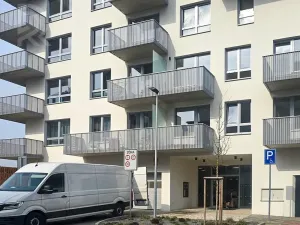 Pronájem bytu 2+kk, Praha - Dolní Měcholupy, Honzíkova, 40 m2