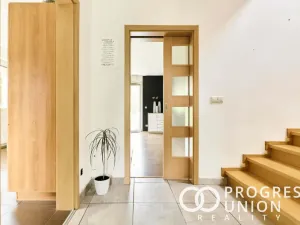 Prodej rodinného domu, Valašská Polanka, 350 m2