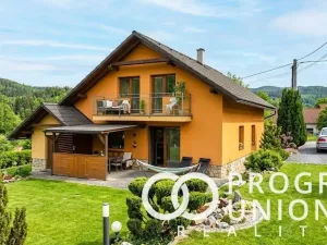 Prodej rodinného domu, Valašská Polanka, 350 m2