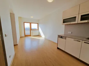 Pronájem bytu 2+kk, Trutnov - Střední Předměstí, Kiesewettrova, 41 m2