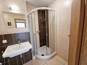 Pronájem bytu 2+kk, Trutnov - Střední Předměstí, Kiesewettrova, 41 m2