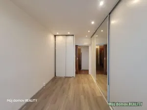 Pronájem bytu 2+kk, Praha - Černý Most, Kpt. Stránského, 44 m2