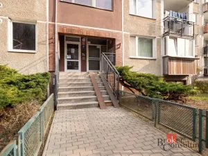 Pronájem bytu 1+1, Praha - Hlubočepy, Lamačova, 32 m2