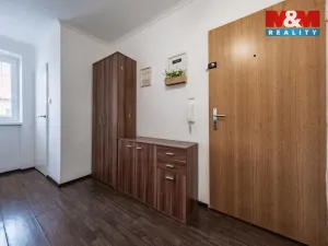 Prodej bytu 2+1, Milovice, Dukelská, 61 m2