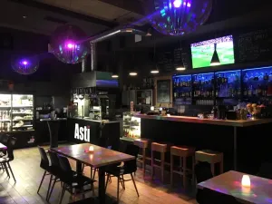 Pronájem restaurace, Praha - Strašnice, 120 m2