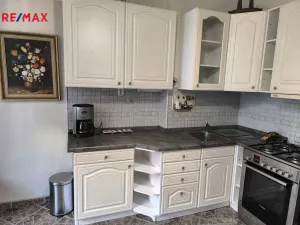 Pronájem bytu 2+1, Karlovy Vary, nábřeží Jana Palacha, 69 m2