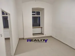 Pronájem obchodního prostoru, Žatec, Poděbradova, 145 m2