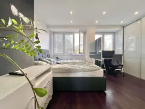 Pronájem bytu 2+kk, Praha - Troja, K sadu, 59 m2