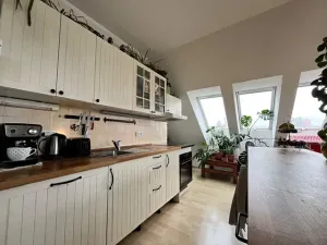 Pronájem bytu 3+kk, Praha - Kobylisy, Klíčanská, 93 m2