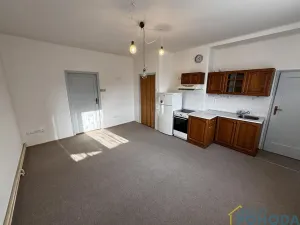 Pronájem bytu 1+1, Choceň, náměstí Svobody, 50 m2