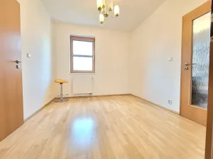 Pronájem bytu 3+kk, Praha - Vysočany, Za Lidovým domem, 58 m2