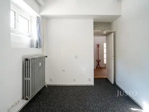 Pronájem bytu 2+kk, Praha - Dejvice, České družiny, 43 m2