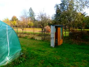 Prodej zahrady, Znojmo, 1330 m2