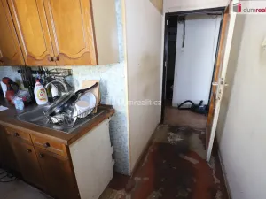 Prodej bytu 2+1, Karlovy Vary, nábřeží Jana Palacha, 63 m2