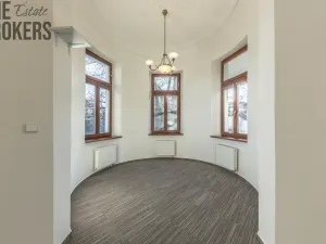 Pronájem kanceláře, Liberec - Liberec I-Staré Město, Vítězná, 230 m2