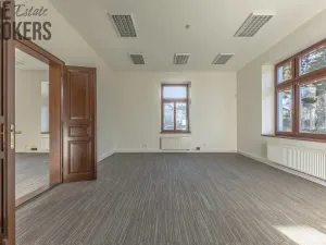 Pronájem kanceláře, Liberec - Liberec I-Staré Město, Vítězná, 230 m2
