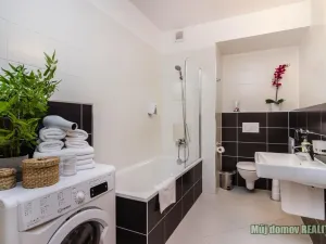 Pronájem bytu 2+kk, Praha - Střížkov, Zakšínská, 52 m2