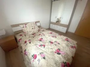 Pronájem bytu 2+kk, Praha - Kamýk, U Kamýku, 50 m2