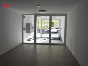 Pronájem bytu 1+kk, Znojmo, Jarošova, 33 m2