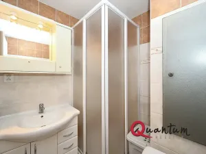 Pronájem bytu 2+kk, Praha - Modřany, Urbánkova, 41 m2