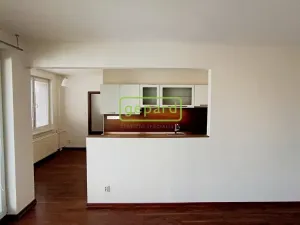 Prodej bytu 3+1, Český Krumlov, Sídliště Plešivec, 69 m2