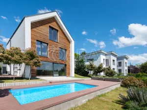 Prodej rodinného domu, Statenice, Nad Vinicí, 270 m2