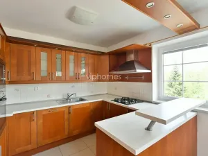 Pronájem vily, Praha - Stodůlky, Ke Koh-i-nooru, 300 m2